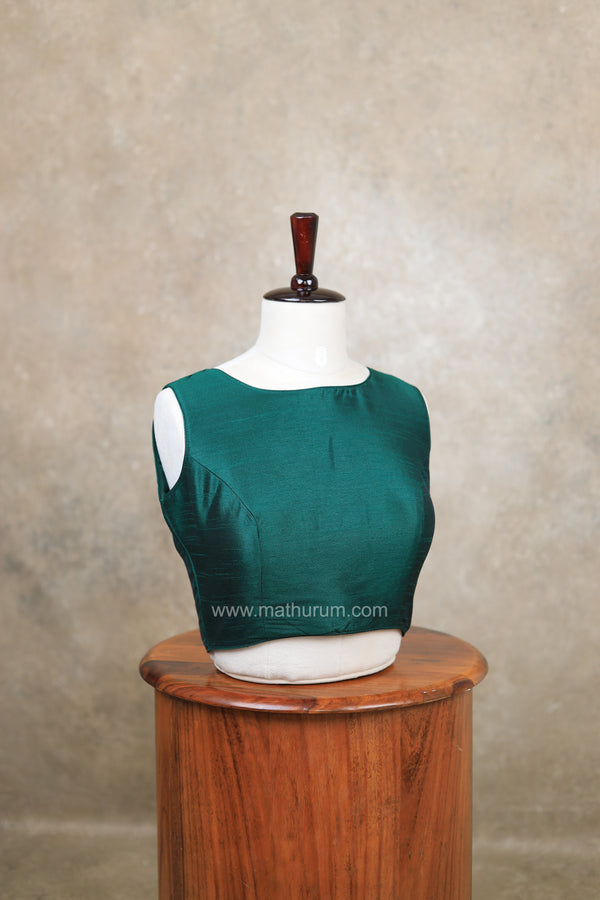 Vaigai- Dark Green Blouse (Attachable Sleeves)