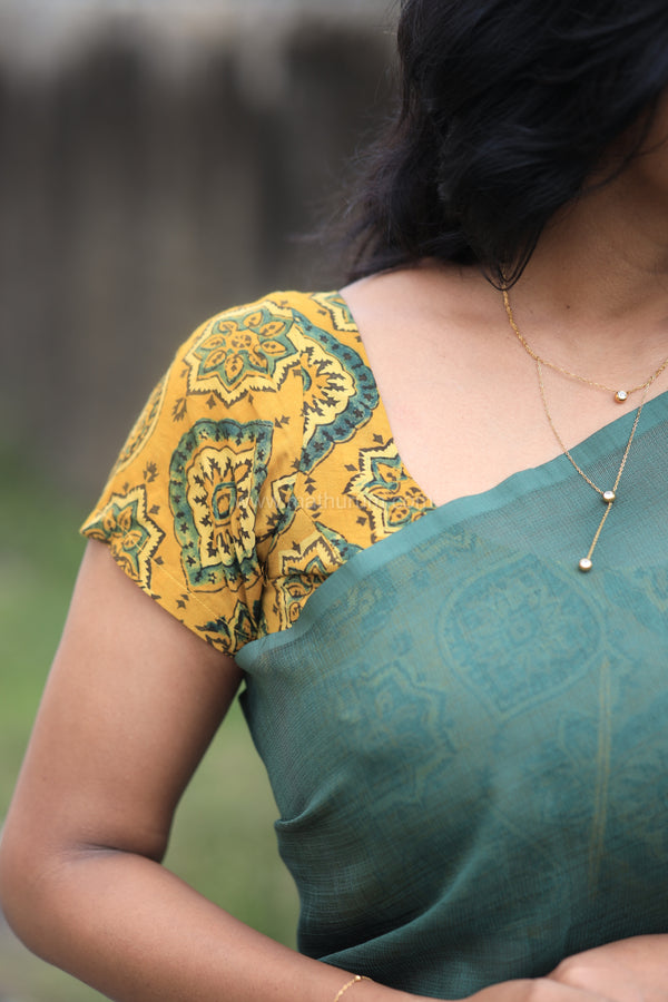 Nira Jute Silk Plain Sarees - Green