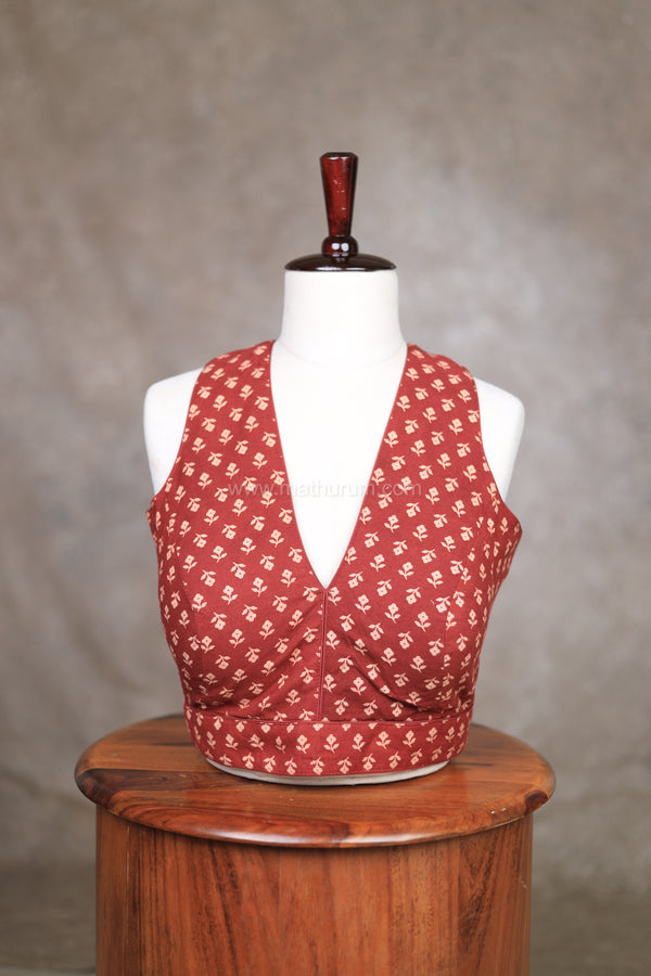 Jiya- Maroon Blouse (Attachable Sleeves)