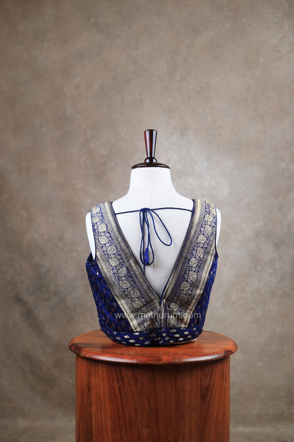 Kundhavai - Navy Blue Blouse (Attachable Sleeves)