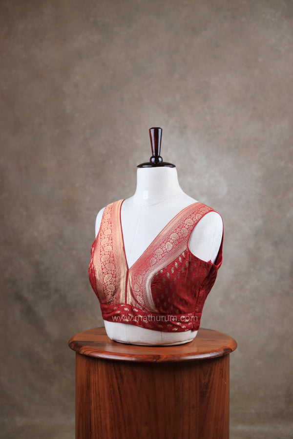 Kundhavai - Light Maroon Blouse (Attachable Sleeves)