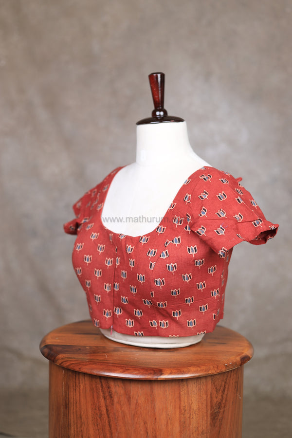 Inari - Maroon Blouse