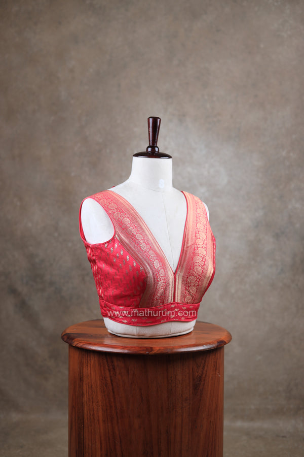 Kundhavai - Rani Pink Blouse (Attachable Sleeves)
