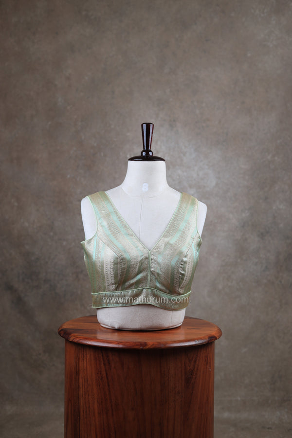 Megalai- Pastel Green Blouse (Attachable Sleeves)