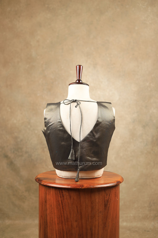 Taal- Black & Gold Blouse (Attachable Sleeves)