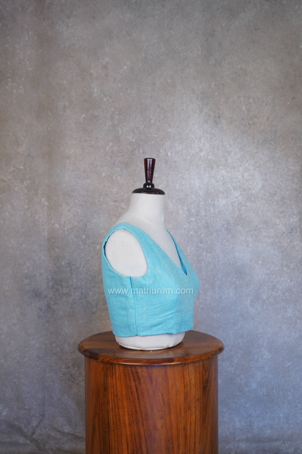 Arya- Sky Blue Blouse (Attachable Sleeves)