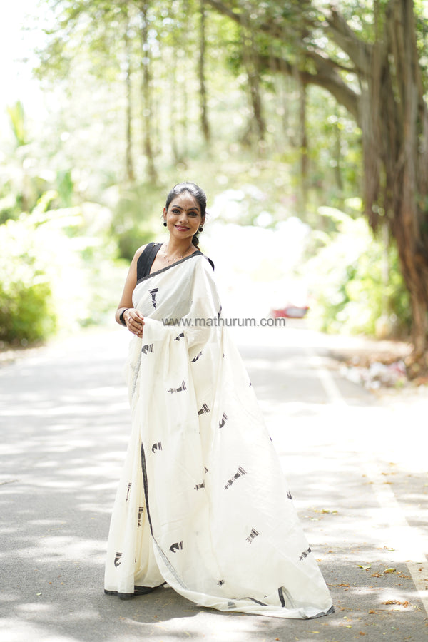 Check-mate (cotton saree)