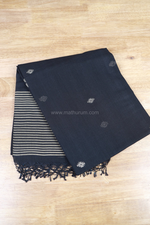 Mira - Black Saree